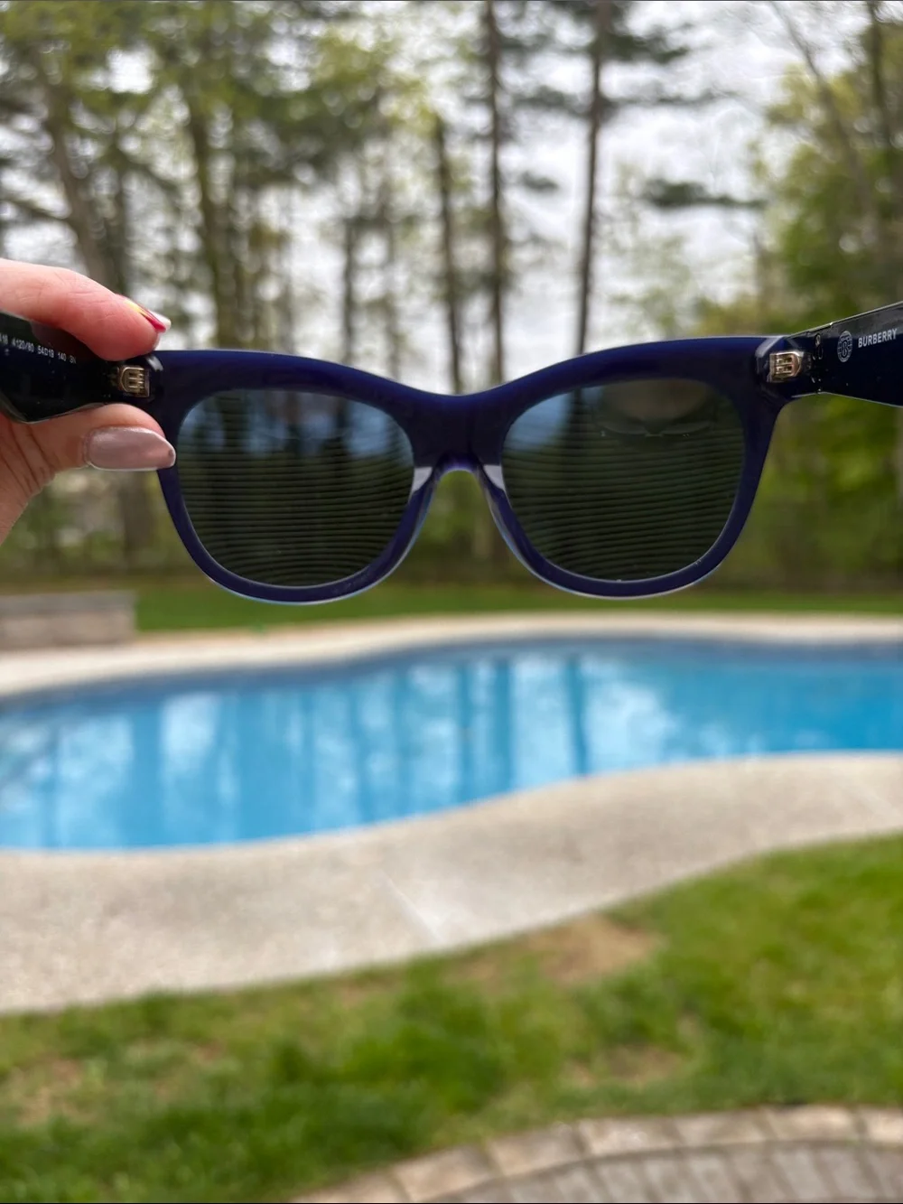 Burberry Dark Blue Glossy Cat-Eye Sunglasses